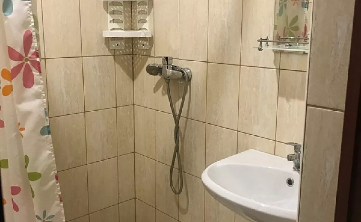 4-х местный номер Стандарт. Гостевой дом "Нэва". Адлер