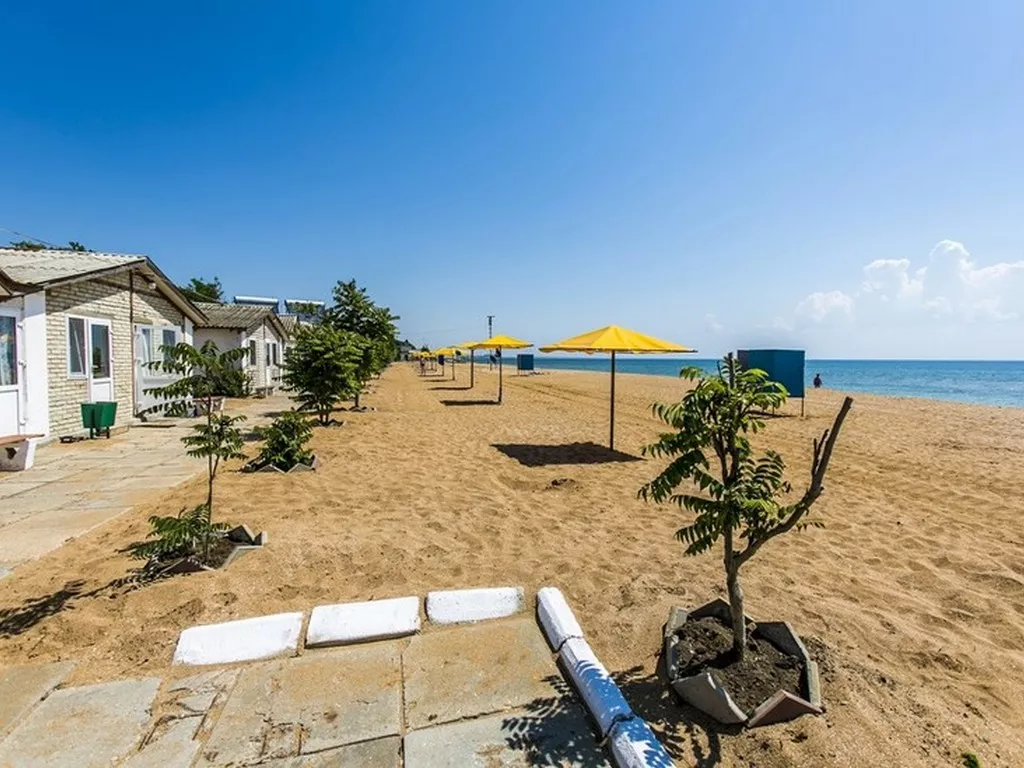 . Отель Туристско-оздоровительный комплекс "Золотой пляж". Феодосия