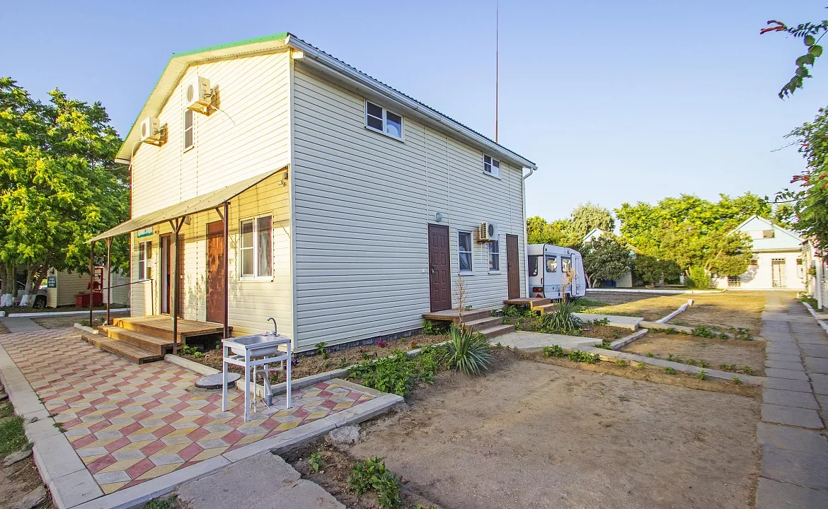 Административный эконом Однокомнатный 2х местный эконом. База отдыха "Ставрополье1". Благовещенская