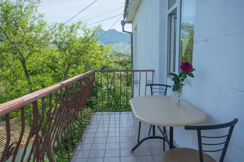 Улучшенный. Гостиница "Караголь". Коктебель