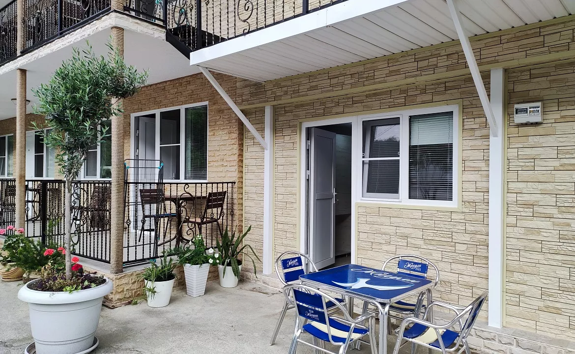 Уютный семейный номер с кухней.. Гостевой дом "Уда-ча". Лазаревское