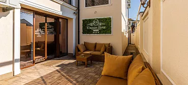 Отель «Южные Ночи»