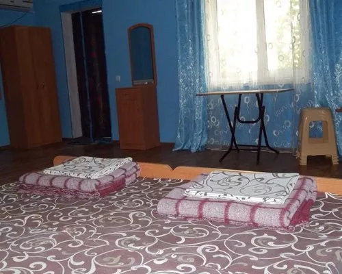 . Гостевой дом На земляничиной 288. Заозерное