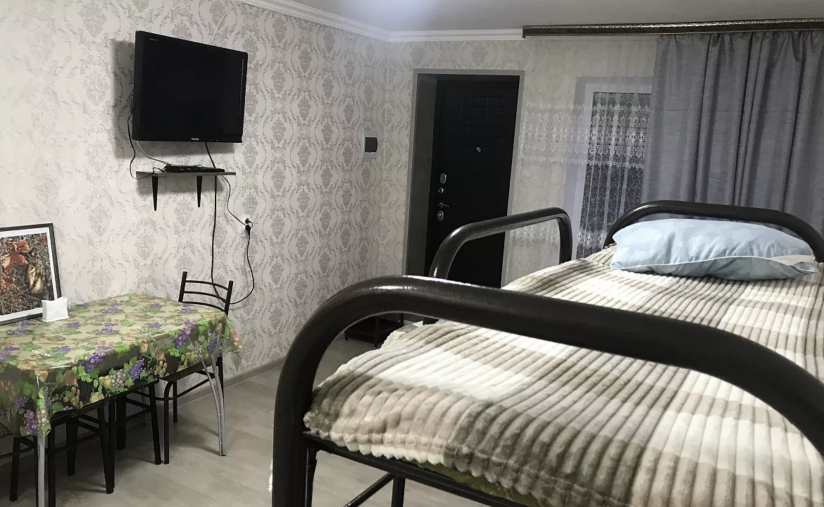 Студио. Гостевой дом Алмаз . Ейск