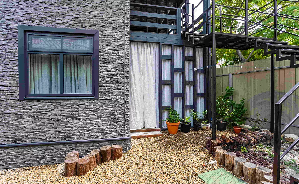 Половина дома (трехкомнатный люкс). Половина дома (трехкомнатный люкс) "У Жоровны". Геленджик