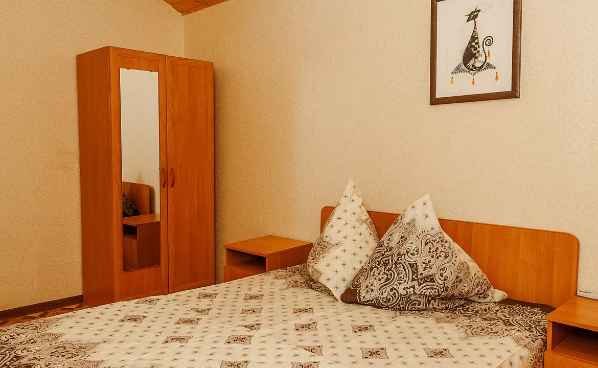 Трехкомнатный номер со своей кухней (2 этаж). Частный гостевой дом Лика. Архипо-Осиповка