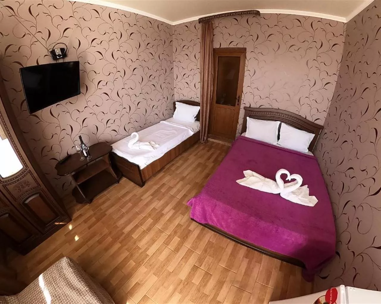 . Отель GrandLoo. Лоо