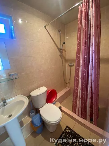 2-местный номер улучшенный (с доп. местом). Гостевой дом "Бумеранг". Ольгинка