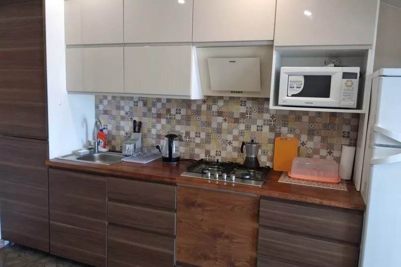 . Квартира в многоквартирном доме Апартаменты у моря. Геленджик