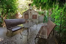 Семейный отель «Летучая мышь»