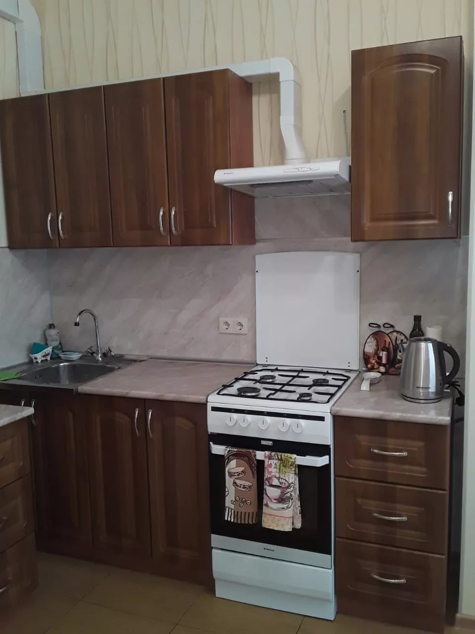 . Квартира в многоквартирном доме КВАРТИРА В ЦЕНТРЕ ГОРОДА. Геленджик