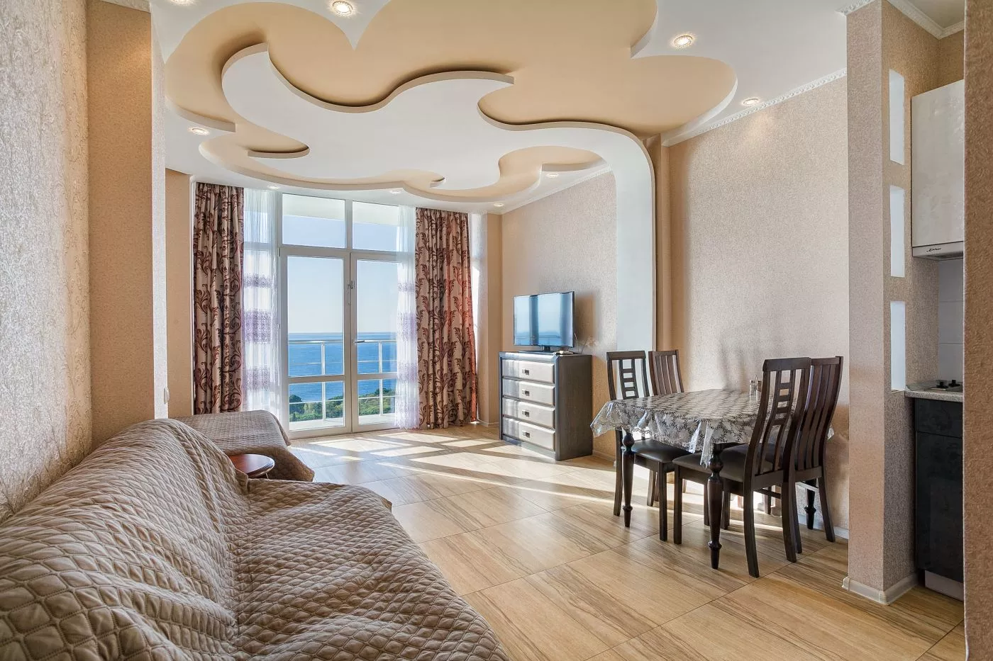 . Квартира в многоквартирном доме Видовые апартаменты в Мисхоре. Кореиз . Квартира в многоквартирном доме Видовые апартаменты в Мисхоре. Кореиз