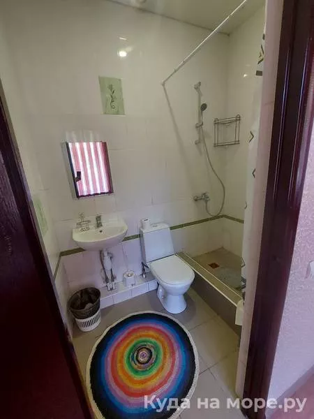 Стандартный четырёхместный номер. Гостевой дом "Нур". Ольгинка