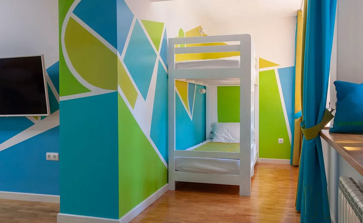 БАРСЕЛОНА. Отель Эко-отель "Дискавери". Курорты Ялты