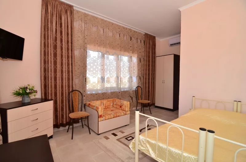 Стандарт 2-4 местный. Гостевой дом «АлександриЯ». Заозерное Стандарт 2-4 местный. Гостевой дом «АлександриЯ». Заозерное