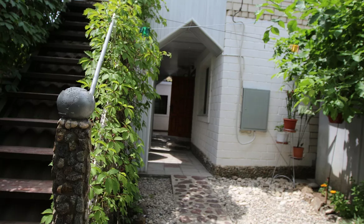 Двухкомнатный 4-х местный на 2-м этаже. Гостевой дом Гостевой дом "Спортлото-82".. Коктебель