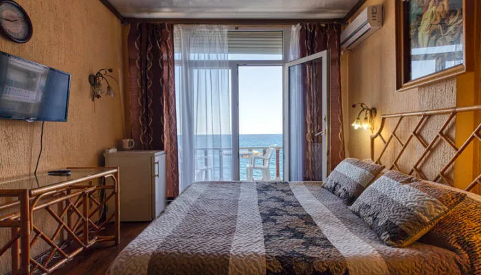 № 4А «РОТАНГ» — НОМЕР ПОЛУЛЮКС. Мини-отель "Рубензон". Утёс