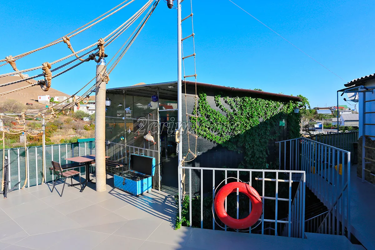 . Гостевой дом "Крымский кораблик". Орджоникидзе