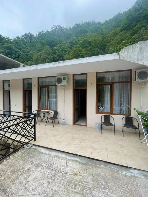 . Гостевой дом Спиро. Гагра