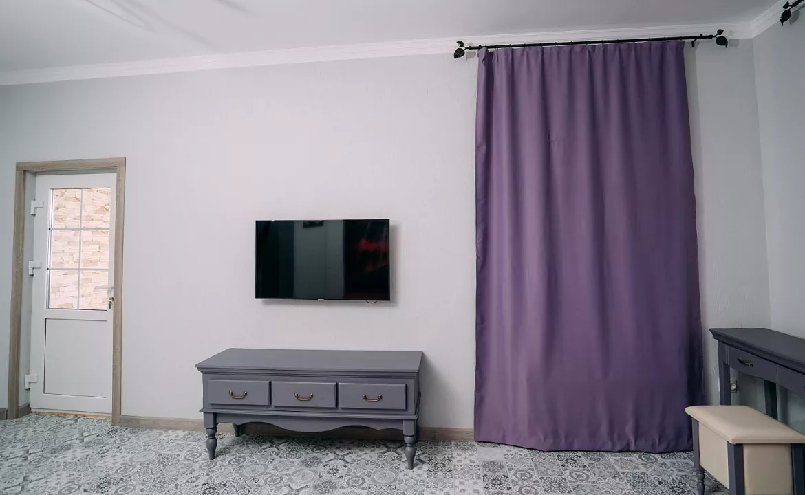 Вилла на две семьи. "Вилла и Бревенчатые дома в лесу" . Туапсе Вилла на две семьи. "Вилла и Бревенчатые дома в лесу" . Туапсе