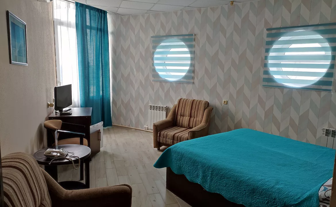 стандарт двухместный вид на море. Гостиница Адмирал. Анапа