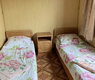 Двух местный номер-Эконом. Гостевой дом Уют - Вардане. Двух местный номер-Эконом. Гостевой дом Уют - Вардане.