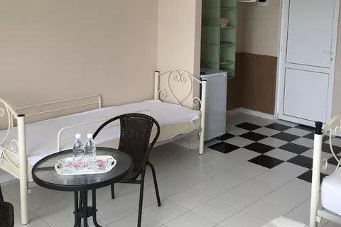 Трёхместный номер. Гостиница «Святая Абхазия». Пицунда