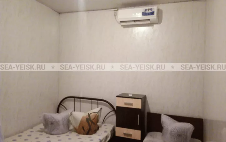 3-х местный номер . Частный сектор Жилье с удобствами "У Юлии". Ейск