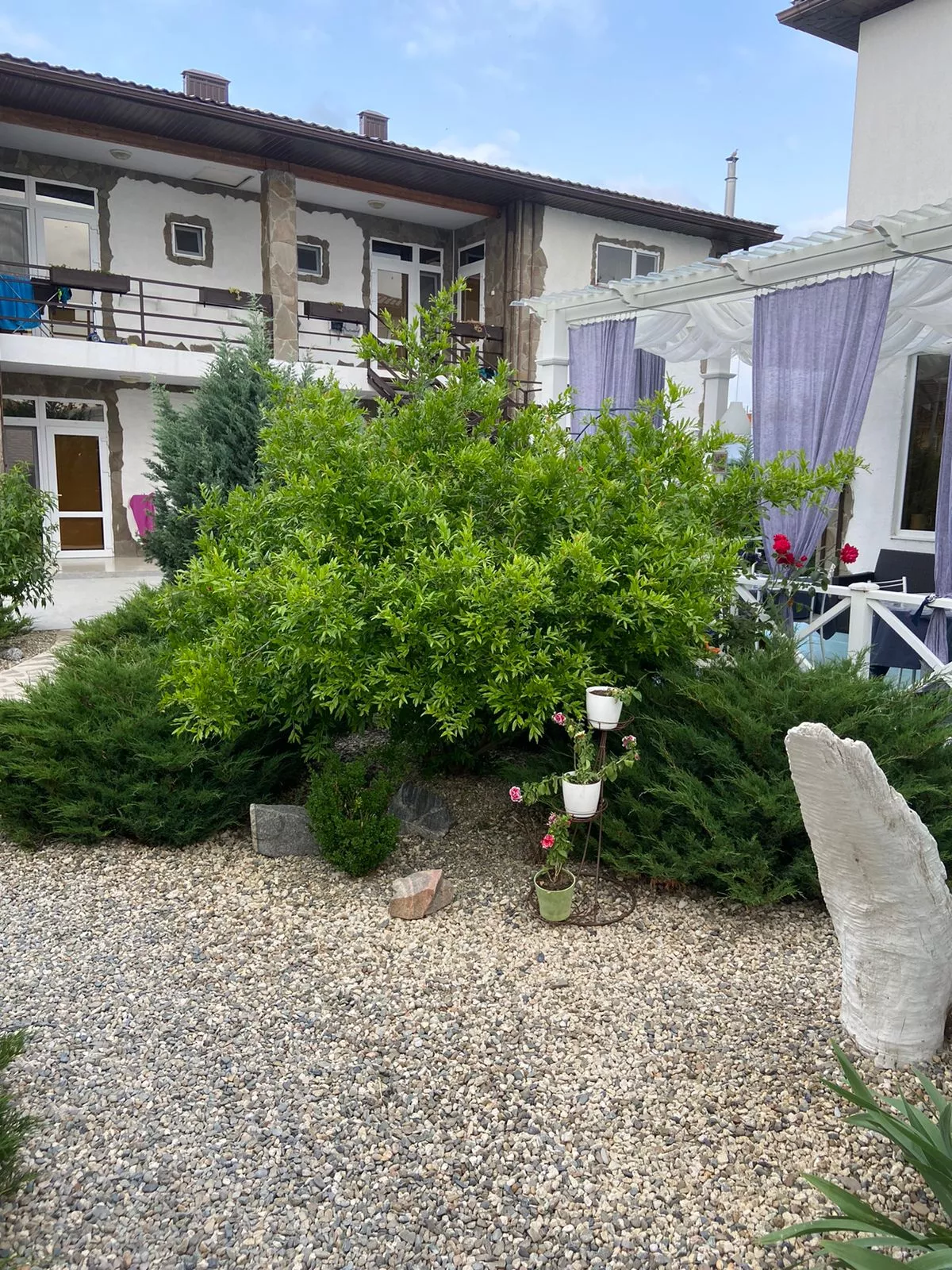 . Гостевой дом Миндаль. Кучугуры