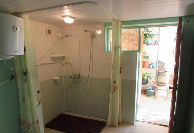 3х-местный с кухней . Частный сектор Набережная 4 в Небуге     . Небуг