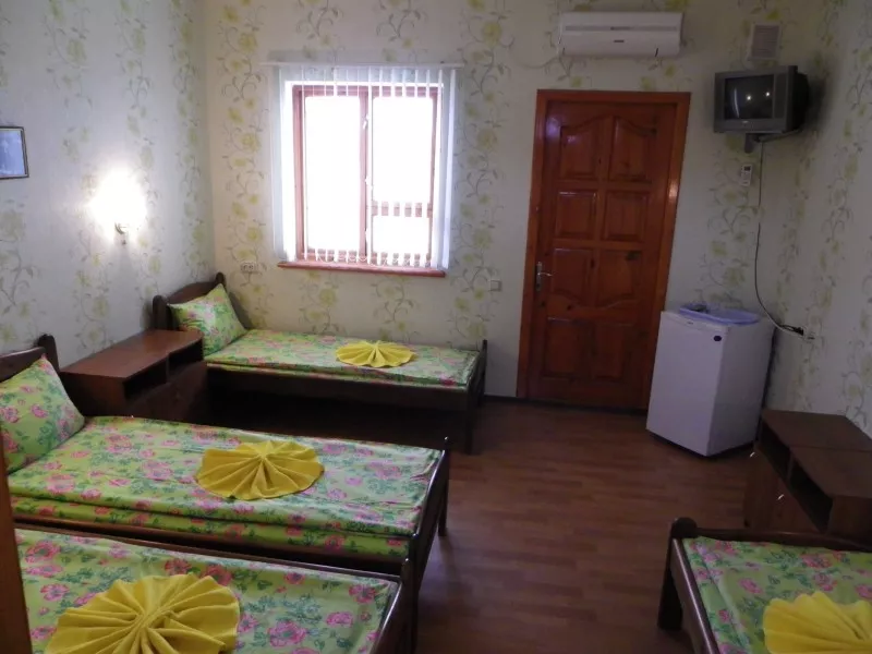 Корпус на ул. Морской,9а - Полулюкс 100 м к морю. Частное домовладение КАТЮША. Малореченское