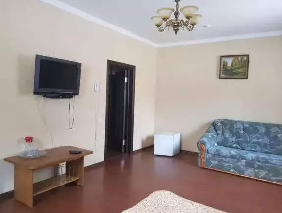 Полулюкс 2-местный 1-комнатный (Основной корпус). Отель «Меридиан». Домбай-гостиницы