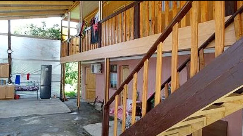 . Гостевой дом "Инь-Янь". Пицунда . Гостевой дом "Инь-Янь". Пицунда