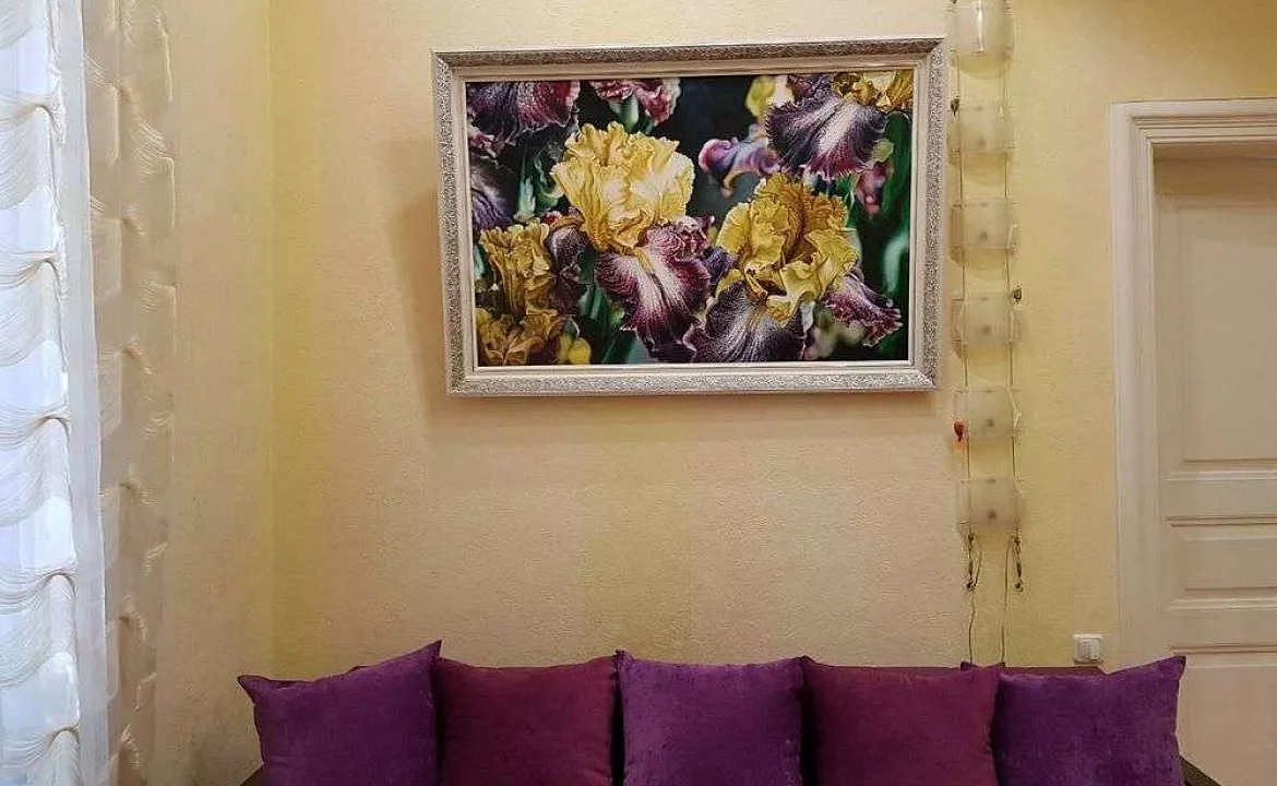 Шикарная 2ух комнатная квартира на набережной. Гараж.. Частный сектор 2х комнатная квартира на набережной. Ялта