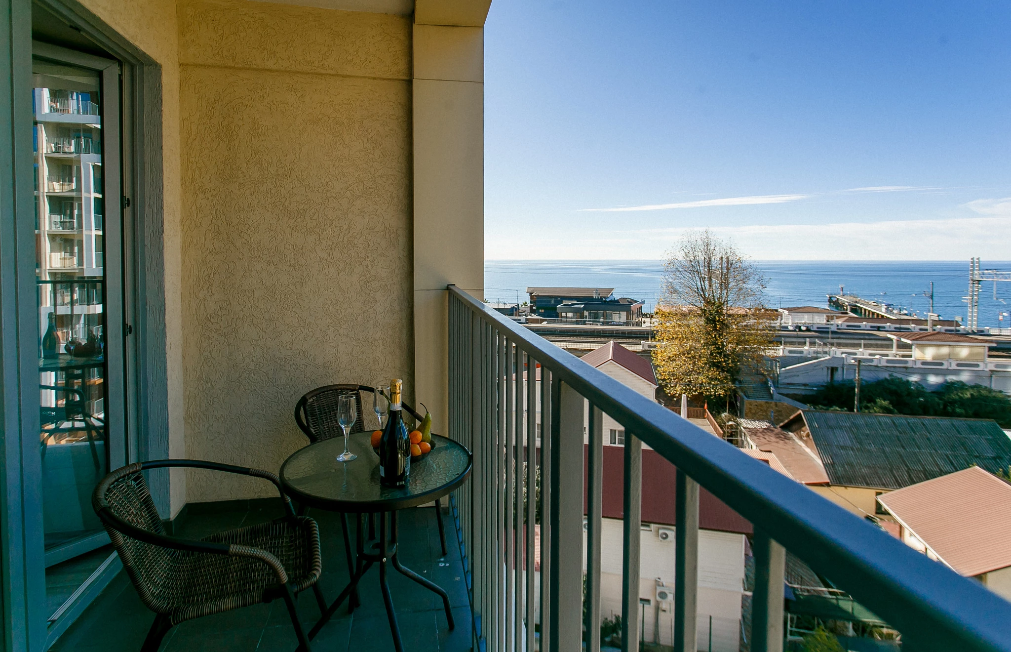 . Апартамент с видом на морской закат в 100 метрах от моря. Дагомыс