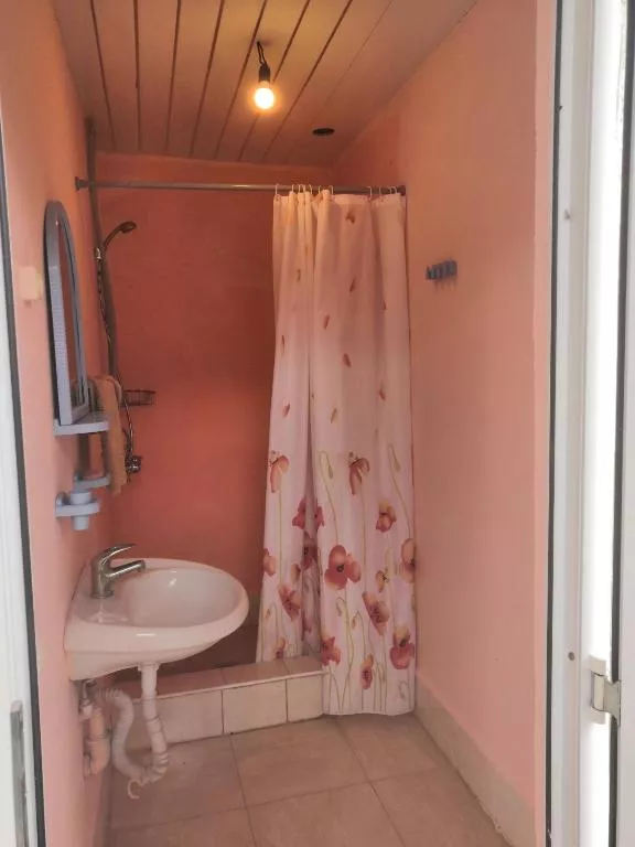 . Частный сектор "У Або" . Гагра