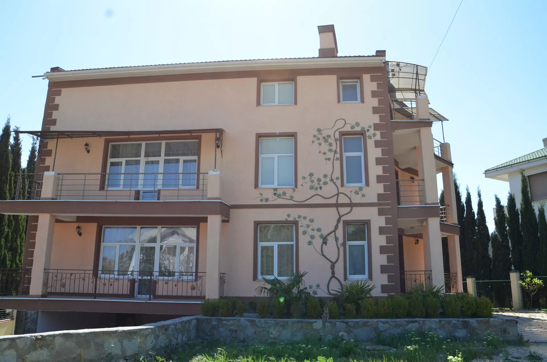 . Мини-отель «Виноград». Кацивели