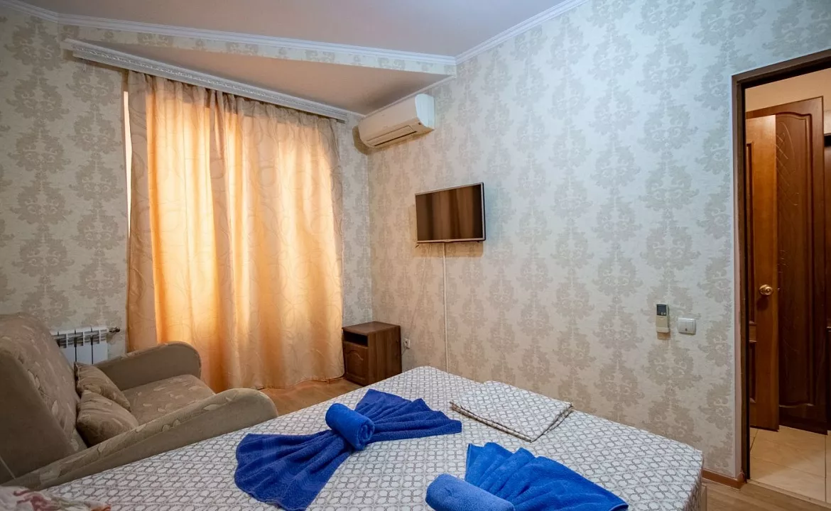 Стандарт. Гостиница Ника. Геленджик