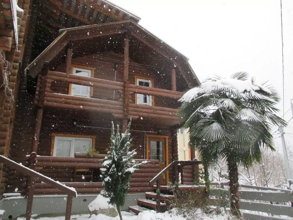 . Гостевой дом "ДОМ АБОРИГЕНА" Комфортные апартаменты и коттеджи . Красная Поляна