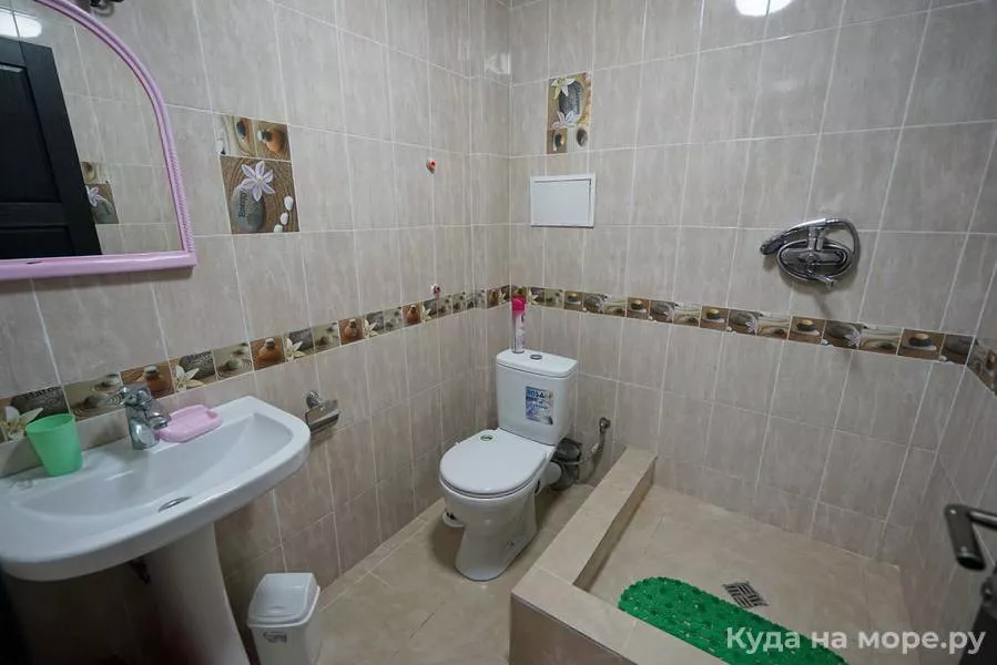 . Гостиница «У Розы». Лазаревское