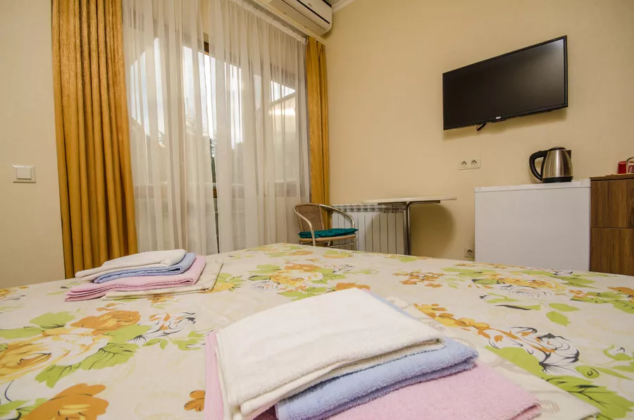 Комната «стандартная». Гостевой дом «Вояж». Алушта