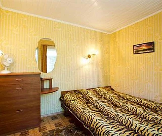 2-х местный номер Эконом. Гостевой дом "Паутинка". 2-х местный номер Эконом. Гостевой дом "Паутинка".