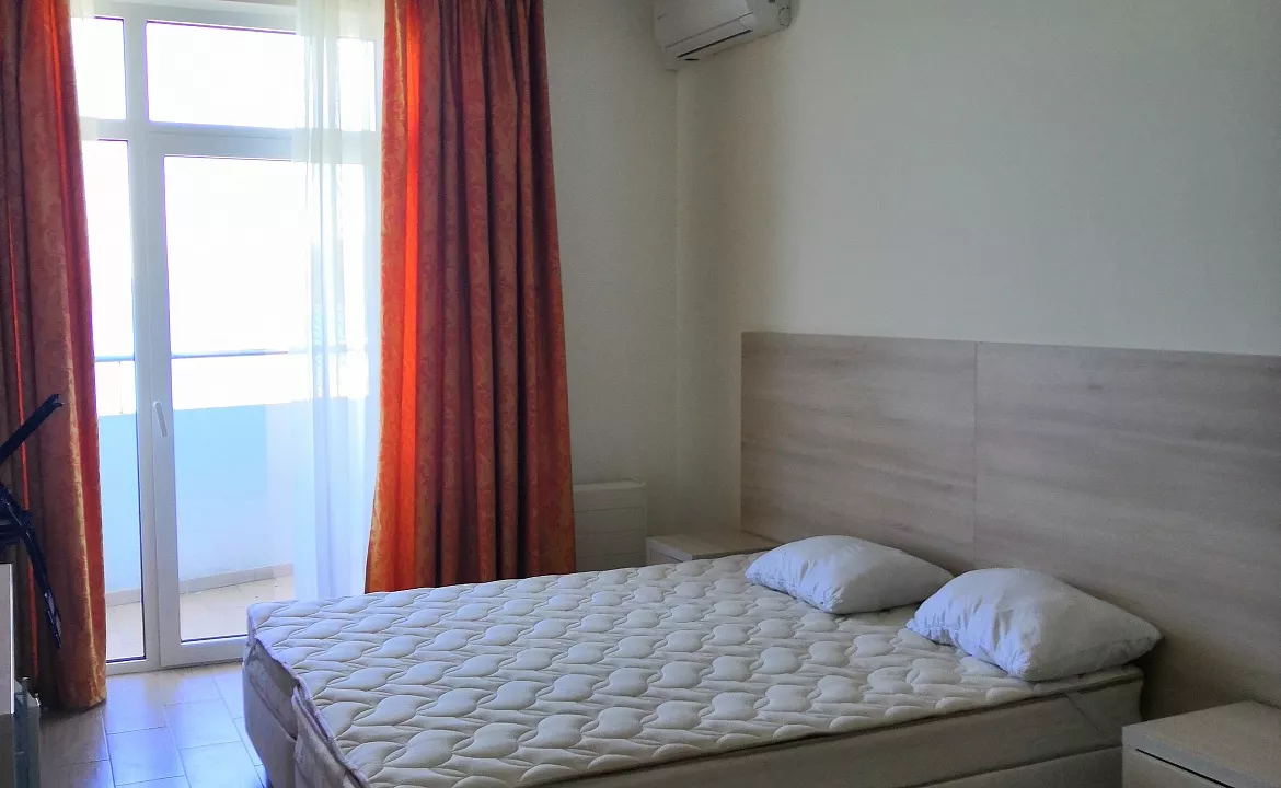 Номера с видом на море. Квартира в многоквартирном доме "ЖК Sun-marina". Лазаревское