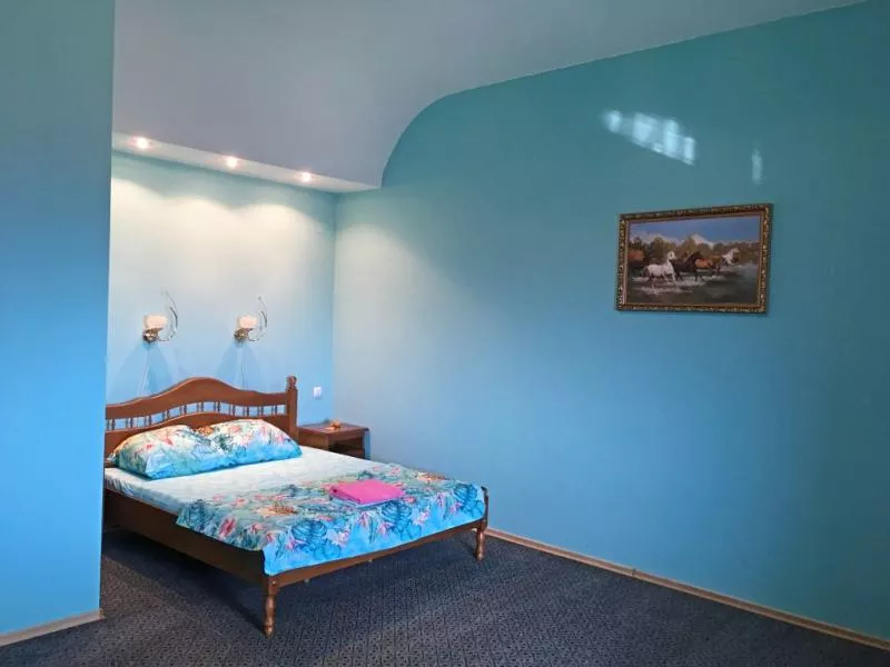 Гостевая на трех человек. Гостевой дом " Китей ". Керчь