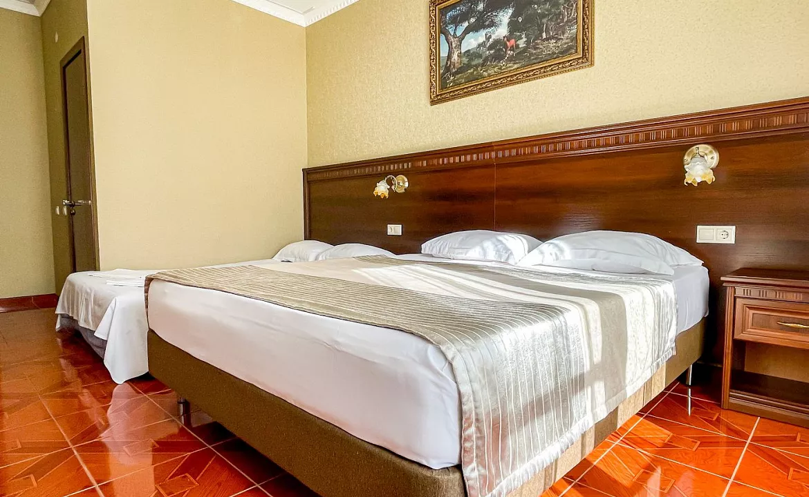 Полулюкс 5-ти местный (с балконом). Anzhelina Family Hotel. Витязево