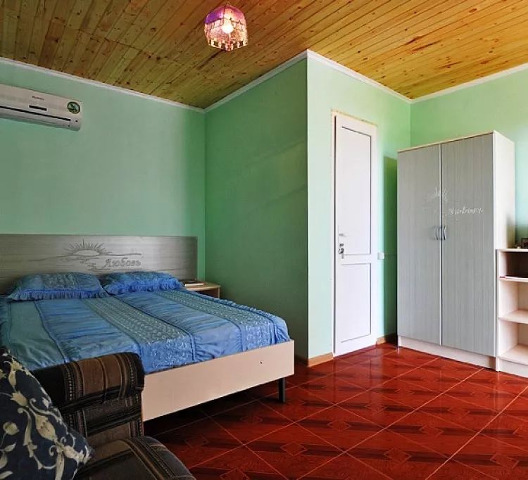 Стандарт. Гостевой дом Любовь. Голубицкая