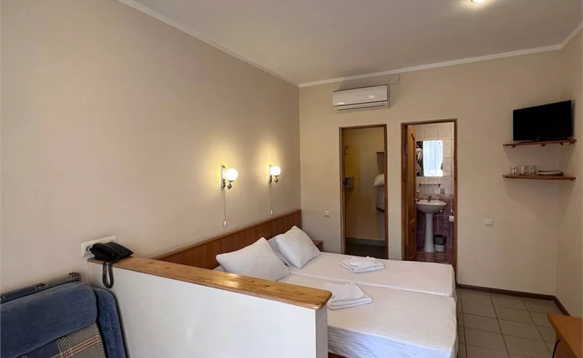 Стандартный 2-х местный номер с двумя раздельными кроватями. Отель "Галотель". Адлер