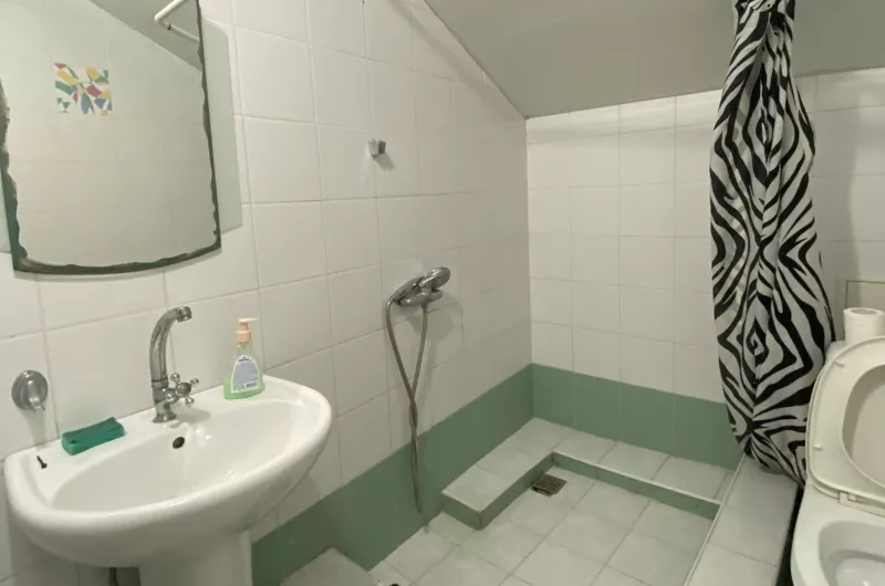 Эконом двухместный. Гостиничный комплекс "Анжелика-Альбатрос". Лоо