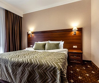 Люкс семейный. Отель «Южные Ночи». 