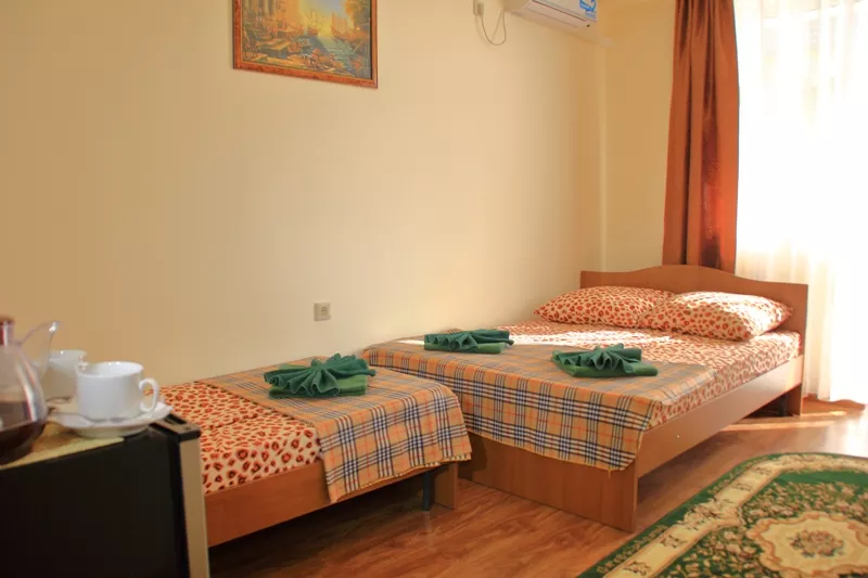 3-Х местный + лоджия. Гостевой комплекс "У моря". Витязево